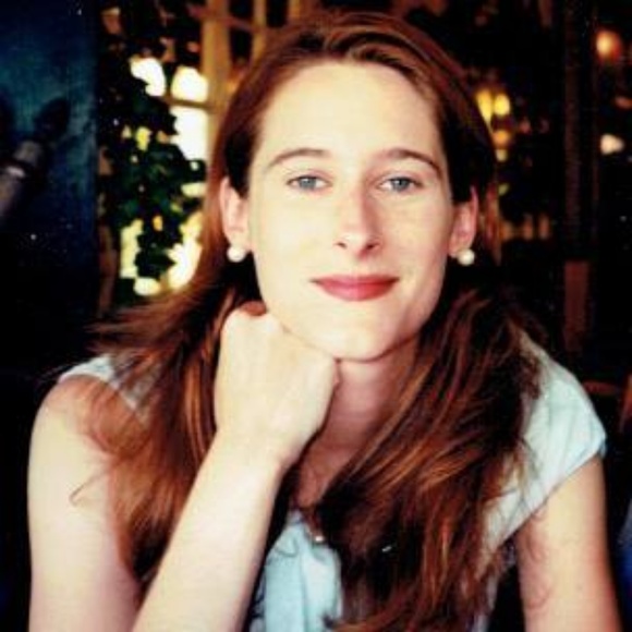 Meet your Posher, Joan - Picture 1 of 2